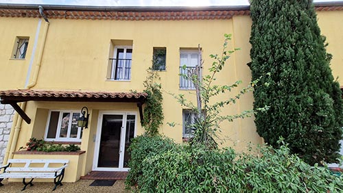 démoussage façade maison Après