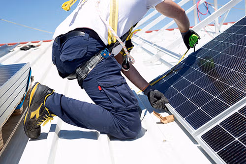 Installateur de panneaux photovoltaïques