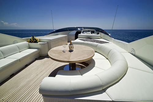 Nettoyage de bateaux et yachts